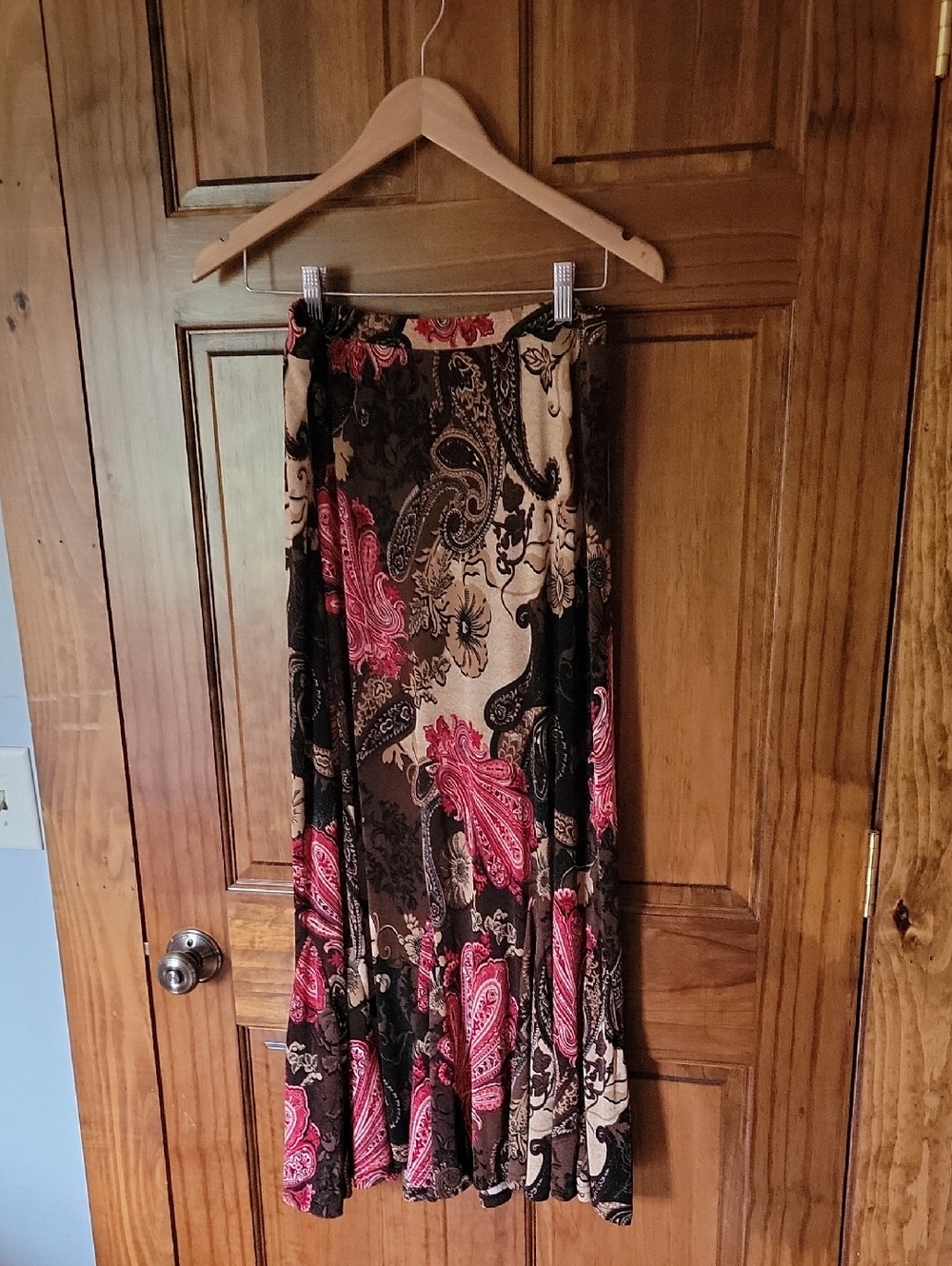 Flowy JM Collection Paisley Maxi Skirt in Brown and Red